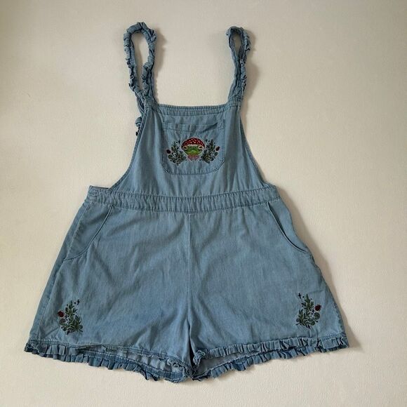 Hot Topic Denim Overall Romper Shorts Women’s Size 2 Mushroom Embroidered Cottag - Picture 2 of 11